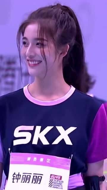 宝藏女孩鑫吃瓜,揭秘娱乐圈的瓜田秘闻